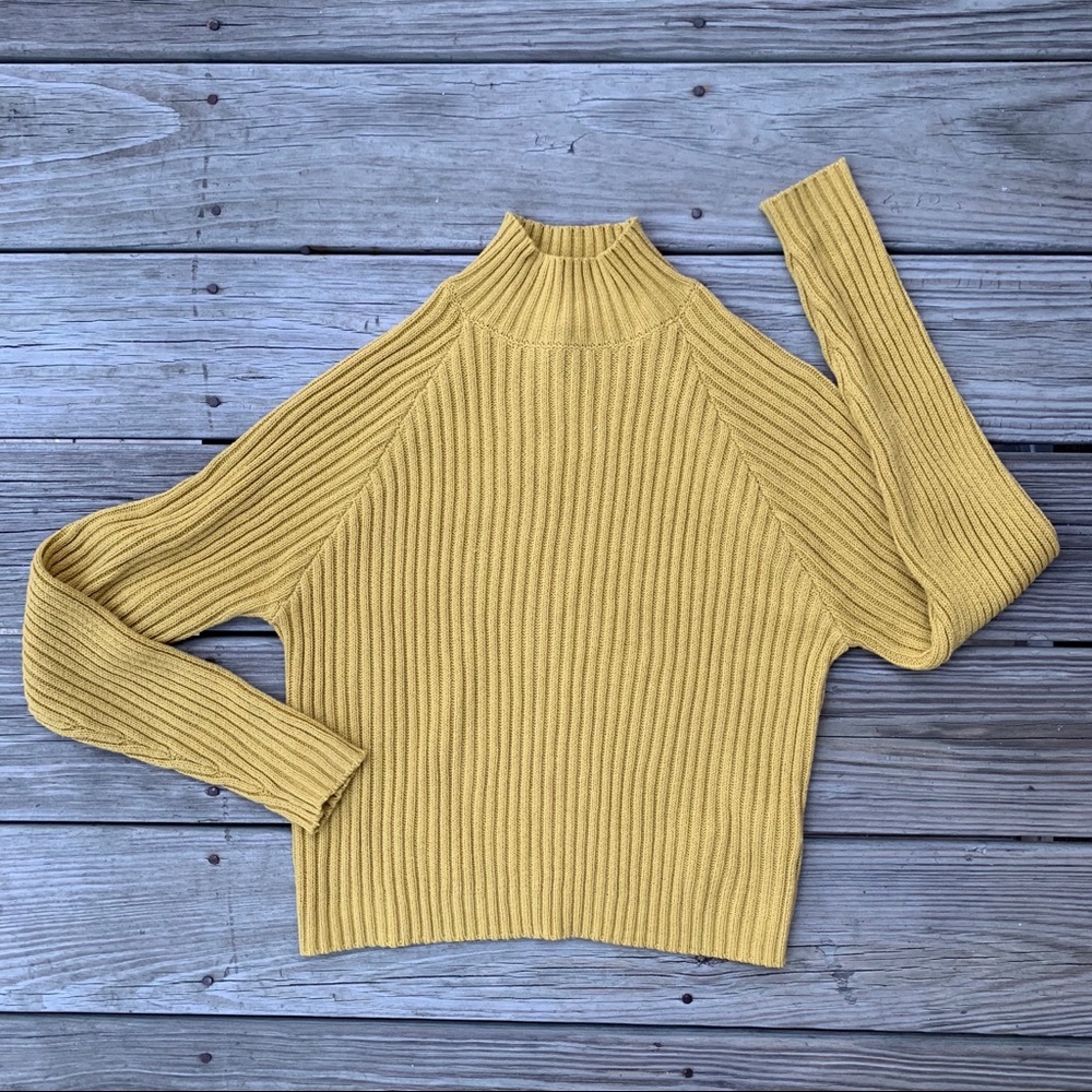 Yellow sweater